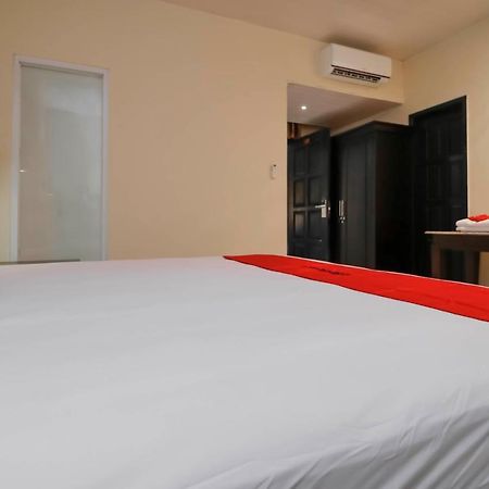 RedDoorz Plus near Halim Perdanakusuma 2 Dżakarta Zewnętrze zdjęcie