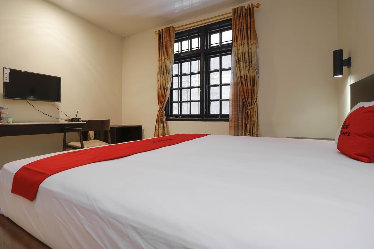 RedDoorz Plus near Halim Perdanakusuma 2 Dżakarta Zewnętrze zdjęcie
